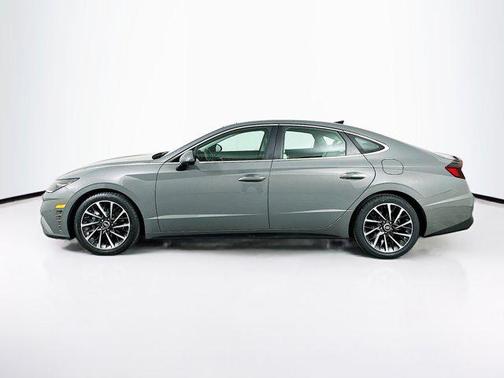 2022 Hyundai SONATA Limited