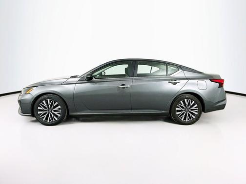 Gun Metallic 2025 Nissan Altima SV FWD