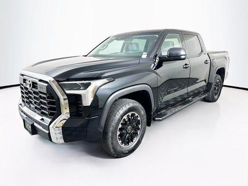 Midnight Black Metallic 2022 Toyota Tundra SR5