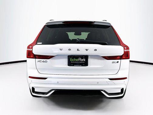 2025 Volvo XC60 B5 Plus