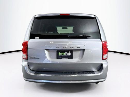 Billet Silver Metallic Clearcoat 2016 Dodge Grand Caravan AVP/SE