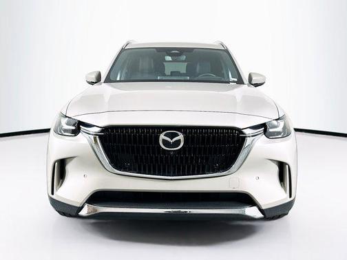 2024 Mazda CX-90 PHEV Premium Plus