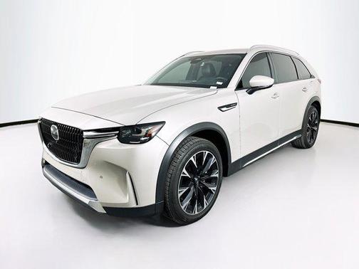 2024 Mazda CX-90 PHEV Premium Plus