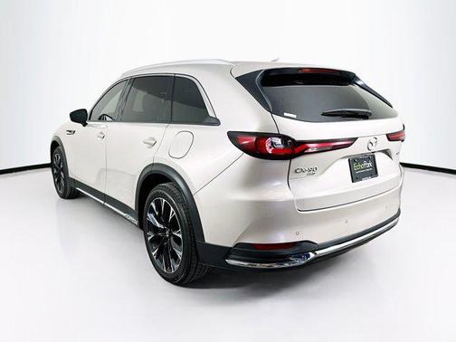 2024 Mazda CX-90 PHEV Premium Plus