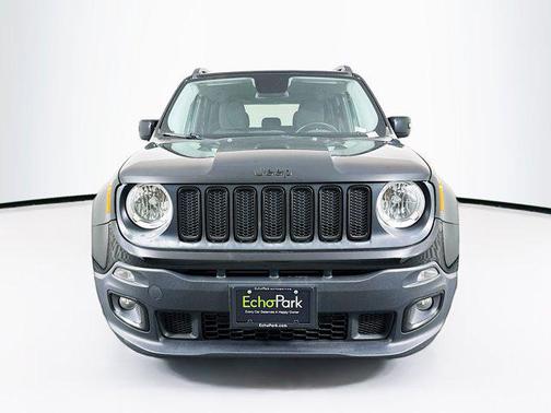 2017 Jeep Renegade Altitude