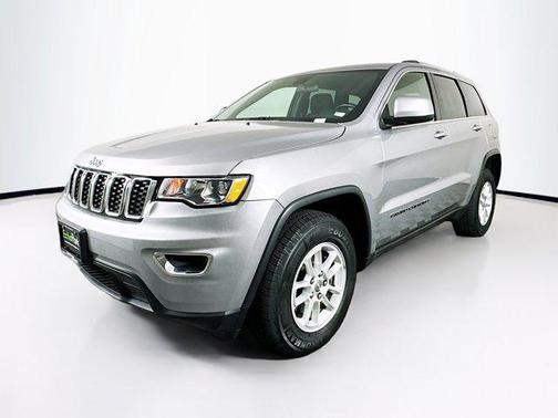 2020 Jeep Grand Cherokee Laredo