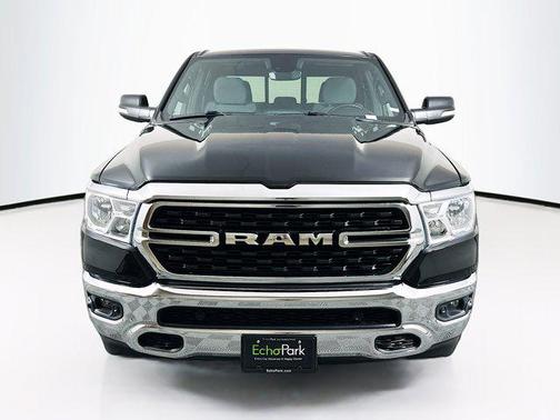 Diamond Black Crystal Pearlcoat 2022 RAM 1500 Big Horn/Lone Star