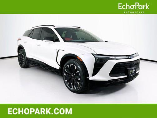 Iridescent Pearl Tricoat 2024 Chevrolet Blazer EV RWD RS