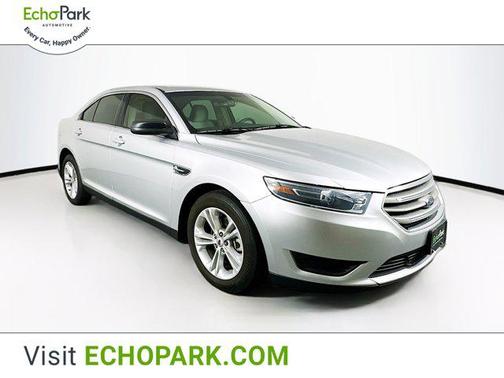2018 Ford Taurus SE