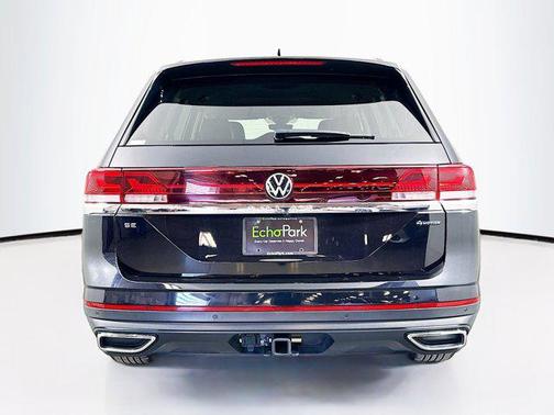 2025 Volkswagen Atlas 2.0T SE w/Technology 4MOTION