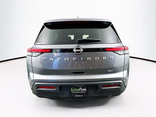 2024 Nissan Pathfinder SV FWD