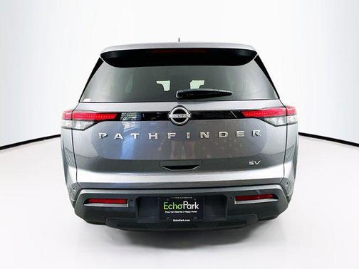 2024 Nissan Pathfinder SV FWD