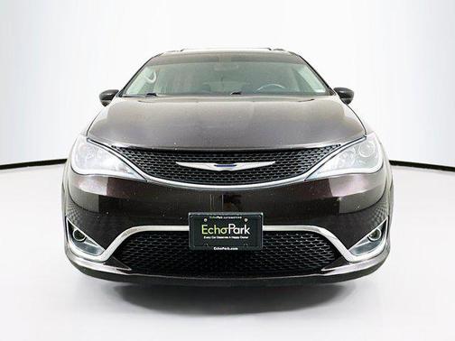 2018 Chrysler Pacifica Touring-L