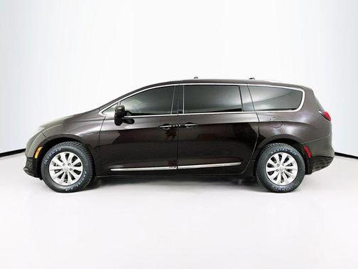 2018 Chrysler Pacifica Touring-L