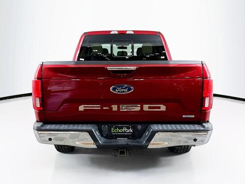 Ruby Red Metallic Tinted Clearcoat 2018 Ford F-150 Lariat