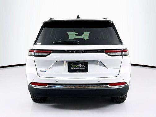 Bright White Clearcoat 2022 Jeep Grand Cherokee 4xe Base