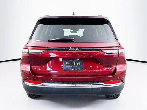 Velvet Red Pearlcoat 2023 Jeep Grand Cherokee Laredo