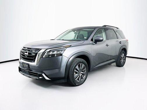 Gun Metallic 2025 Nissan Pathfinder SV FWD