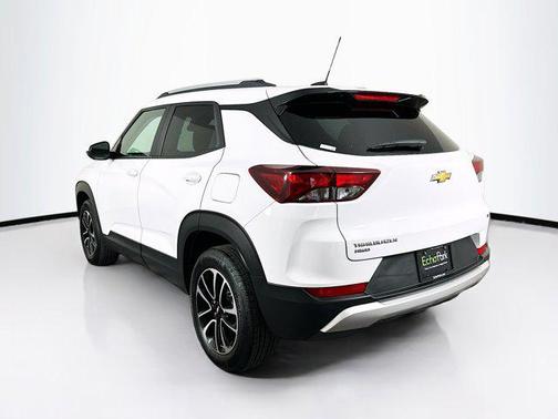Summit White 2025 Chevrolet Trailblazer LT