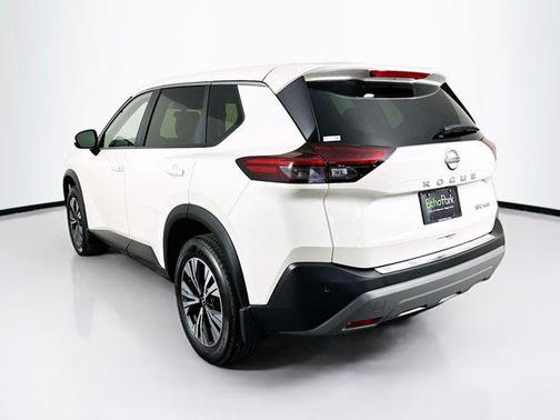 Pearl White Tricoat 2023 Nissan Rogue SV