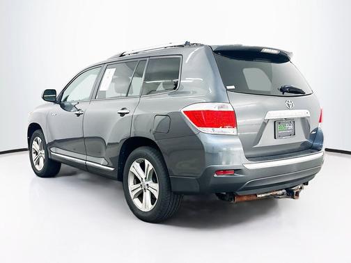 Magnetic Gray Metallic 2012 Toyota Highlander Limited