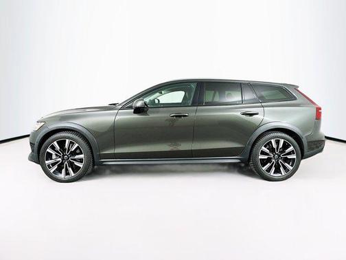 2020 Volvo V60 Cross Country T5