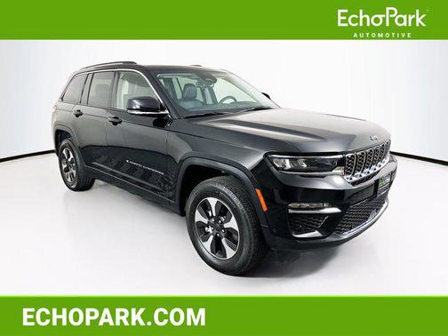 Diamond Black Crystal Pearlcoat 2023 Jeep Grand Cherokee 4xe Base