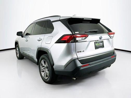 2023 Toyota RAV4 Hybrid SE