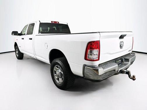2021 RAM 2500 Tradesman Crew Cab 4x4 8' Box