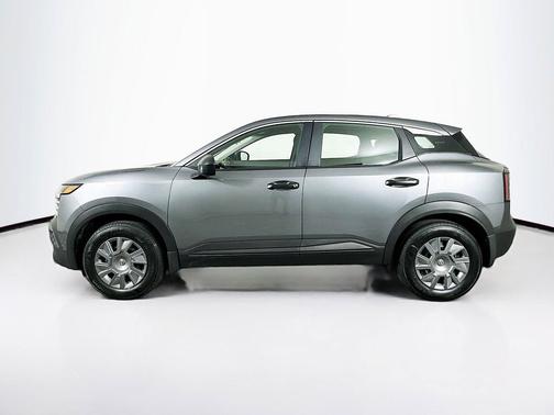 Gun Metallic 2025 Nissan Kicks S