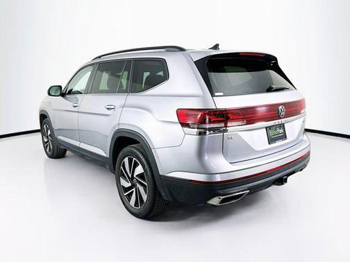2024 Volkswagen Atlas 2.0T SE w/Technology 4MOTION
