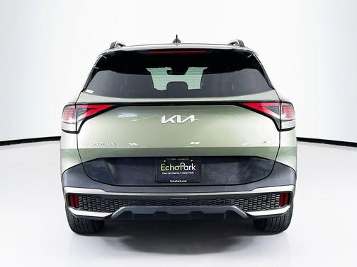 Jungle Green 2024 Kia Sportage X-Line