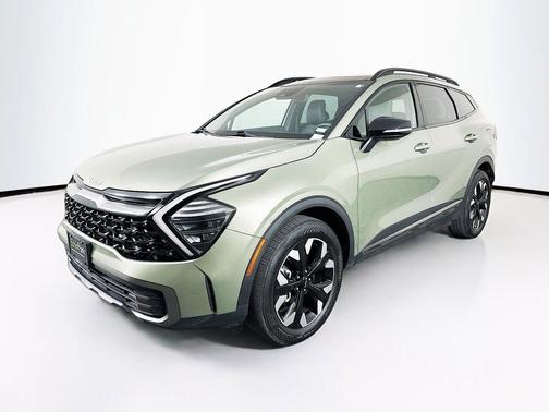 Jungle Green 2024 Kia Sportage X-Line