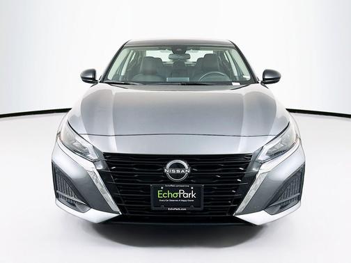 Gun Metallic 2025 Nissan Altima SV FWD