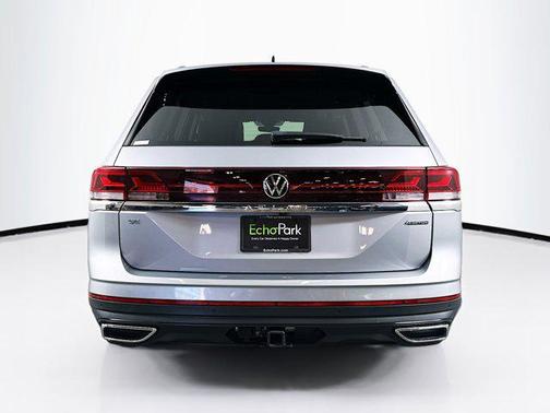 2024 Volkswagen Atlas 2.0T SE w/Technology 4MOTION