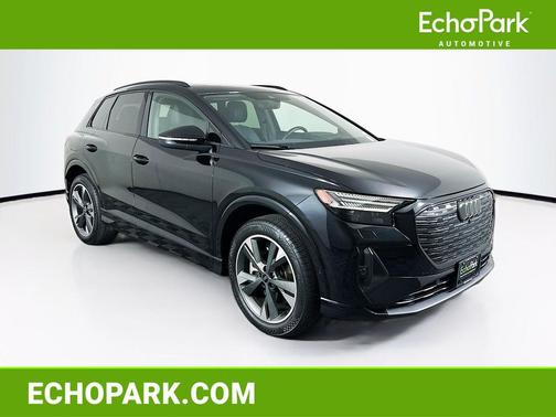 Mythos Black Metallic 2023 Audi Q4 e-tron Prestige 50 quattro