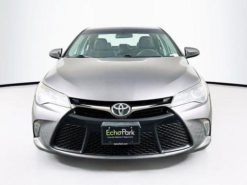 2016 Toyota Camry XSE
