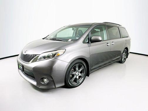 2017 Toyota Sienna SE