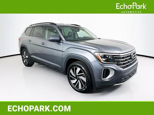 Platinum Gray Metallic 2025 Volkswagen Atlas 2.0T SE w/Technology