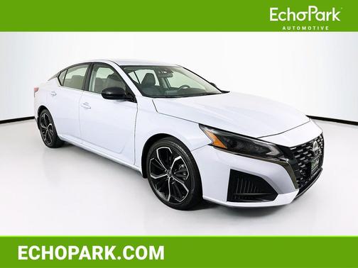 Gray Sky Pearl 2023 Nissan Altima SR FWD