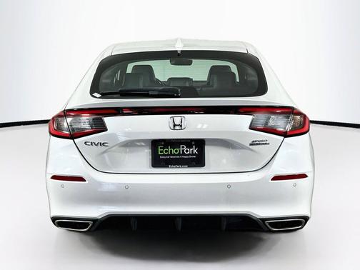 Platinum White Pearl 2022 Honda Civic Sport Touring