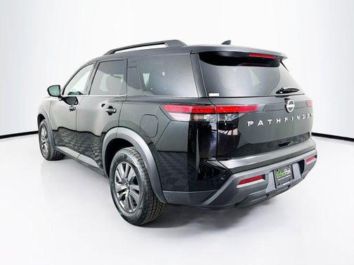 2025 Nissan Pathfinder SV FWD