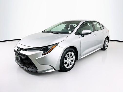 Classic Silver Metallic 2021 Toyota Corolla LE