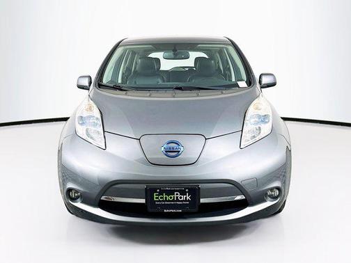 Gun Metallic 2015 Nissan Leaf SL