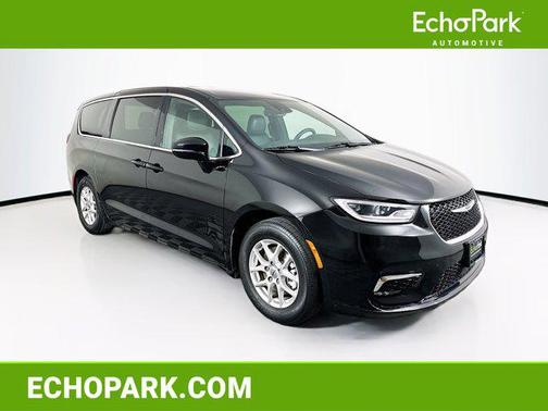 2025 Chrysler Pacifica L