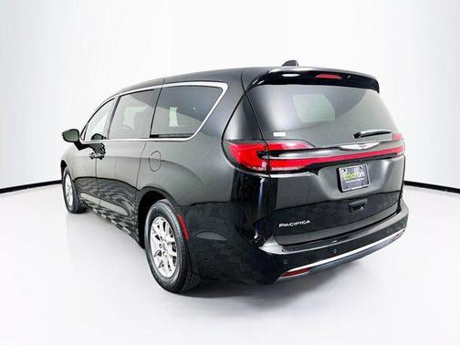 2025 Chrysler Pacifica L