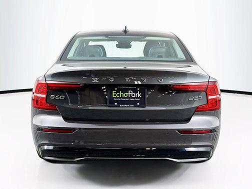 2025 Volvo S60 B5 Core