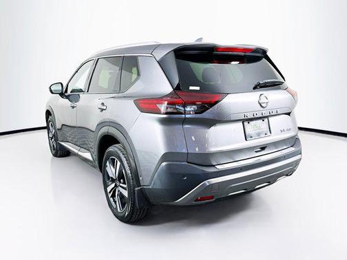 Gun Metallic 2023 Nissan Rogue SL