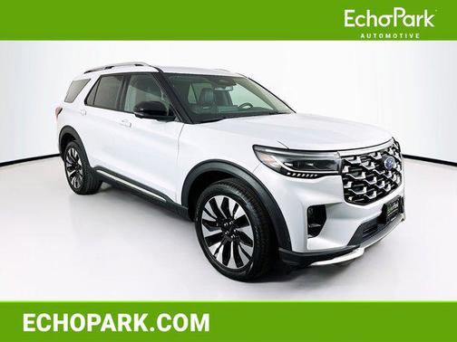 Space White Metallic 2025 Ford Explorer Platinum