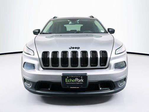 2016 Jeep Cherokee Altitude